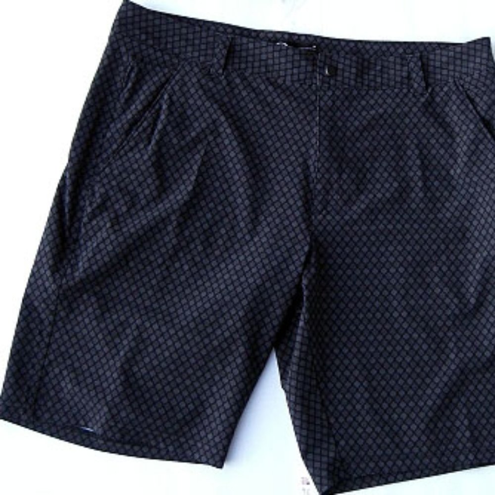 Men's OAKLEY Bermuda Golf Shorts MINT Condition SZ 38 Blk/Gray